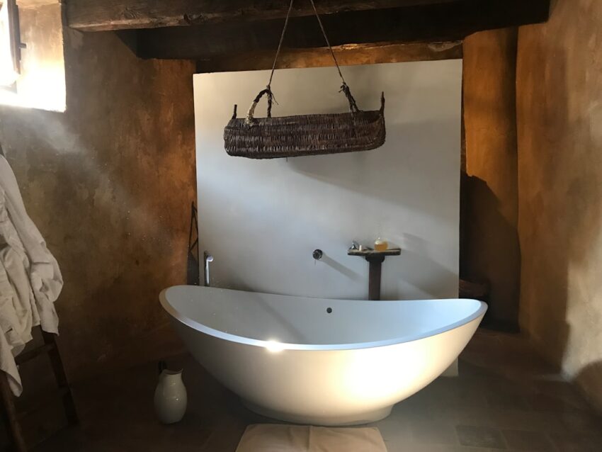 Photo small bathroom